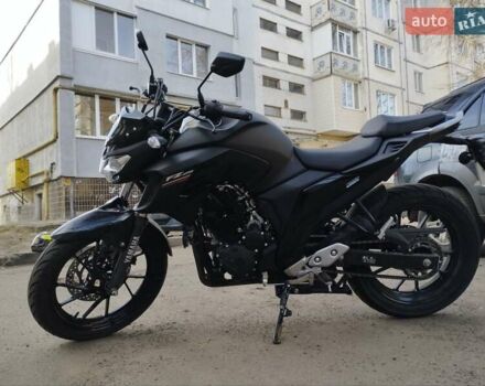 Черный Ямаха FZ 25, объемом двигателя 0.25 л и пробегом 13 тыс. км за 3000 $, фото 4 на Automoto.ua