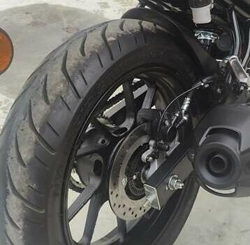 Черный Ямаха FZ 25, объемом двигателя 0.25 л и пробегом 1 тыс. км за 3600 $, фото 4 на Automoto.ua