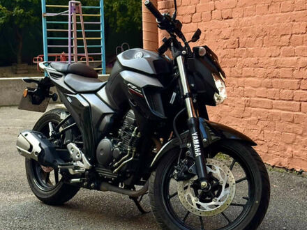 Ямаха FZ 25 2022 у Києві на Automoto.ua Чорний Ямаха FZ 25, об'ємом двигуна 0.25 л та пробігом 5 тис. км за 3200 $, фото 1 на Automoto.ua