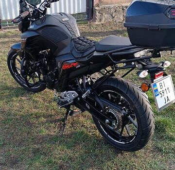 Чорний Ямаха FZ 250, об'ємом двигуна 0.25 л та пробігом 3 тис. км за 3700 $, фото 1 на Automoto.ua