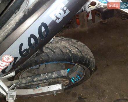 Ямаха FZ 400, объемом двигателя 0 л и пробегом 50 тыс. км за 1500 $, фото 1 на Automoto.ua