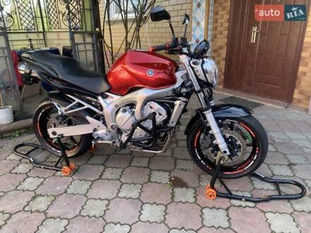 Ямаха FZR 600 2005 у Тернополі на Automoto.ua Червоний Ямаха FZR 600, об'ємом двигуна 0 л та пробігом 33 тис. км за 5300 $, фото 1 на Automoto.ua