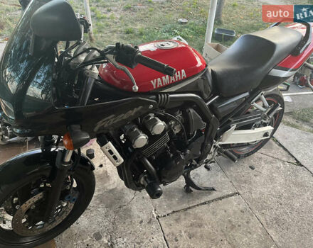 Черный Ямаха FZS 600 Fazer, объемом двигателя 0.6 л и пробегом 71 тыс. км за 3100 $, фото 7 на Automoto.ua