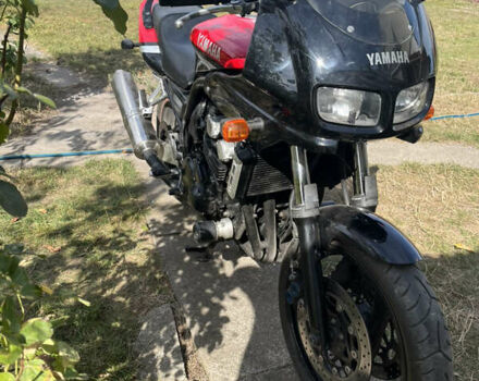 Черный Ямаха FZS 600 Fazer, объемом двигателя 0.6 л и пробегом 71 тыс. км за 3100 $, фото 3 на Automoto.ua