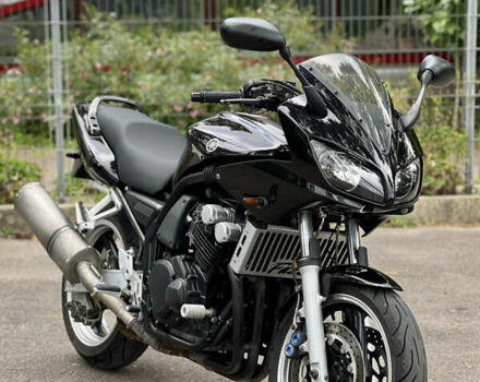 Черный Ямаха FZS 600 Fazer, объемом двигателя 0.6 л и пробегом 28 тыс. км за 3300 $, фото 6 на Automoto.ua