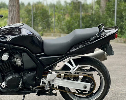 Черный Ямаха FZS 600 Fazer, объемом двигателя 0.6 л и пробегом 28 тыс. км за 3300 $, фото 10 на Automoto.ua