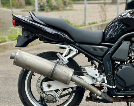 Черный Ямаха FZS 600 Fazer, объемом двигателя 0.6 л и пробегом 28 тыс. км за 3300 $, фото 12 на Automoto.ua
