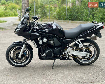Черный Ямаха FZS 600 Fazer, объемом двигателя 0.6 л и пробегом 28 тыс. км за 3300 $, фото 8 на Automoto.ua