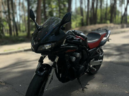 Чорний Ямаха FZS 600 Fazer, об'ємом двигуна 0.6 л та пробігом 63 тис. км за 3200 $, фото 1 на Automoto.ua