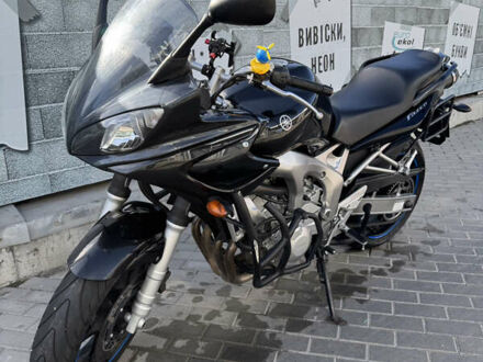 Чорний Ямаха FZS 600 Fazer, об'ємом двигуна 0.6 л та пробігом 3 тис. км за 4800 $, фото 1 на Automoto.ua