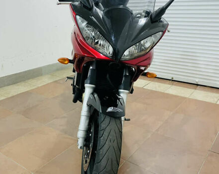 Красный Ямаха FZS 600 Fazer, объемом двигателя 0.6 л и пробегом 9 тыс. км за 6200 $, фото 6 на Automoto.ua