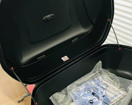 Красный Ямаха FZS 600 Fazer, объемом двигателя 0.6 л и пробегом 9 тыс. км за 6200 $, фото 31 на Automoto.ua