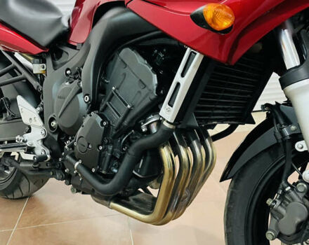 Красный Ямаха FZS 600 Fazer, объемом двигателя 0.6 л и пробегом 9 тыс. км за 6200 $, фото 2 на Automoto.ua