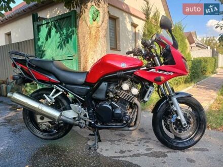 Ямаха FZS 600 Fazer 2003 в Харькове на Automoto.ua Красный Ямаха FZS 600 Fazer, объемом двигателя 0.6 л и пробегом 58 тыс. км за 3050 $, фото 1 на Automoto.ua