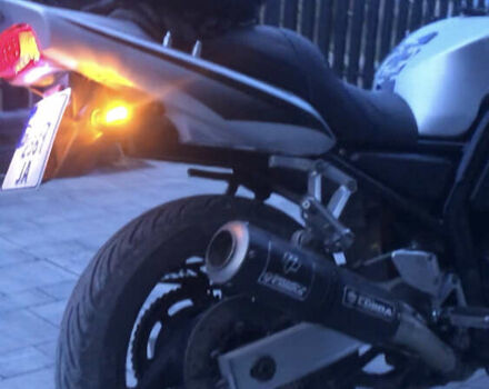 Ямаха FZS 600 Fazer, объемом двигателя 0.6 л и пробегом 59 тыс. км за 4250 $, фото 3 на Automoto.ua