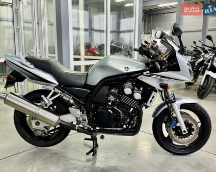 Ямаха FZS 600 Fazer, объемом двигателя 0.6 л и пробегом 22 тыс. км за 3999 $, фото 1 на Automoto.ua