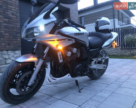 Ямаха FZS 600 Fazer, объемом двигателя 0.6 л и пробегом 59 тыс. км за 4250 $, фото 2 на Automoto.ua