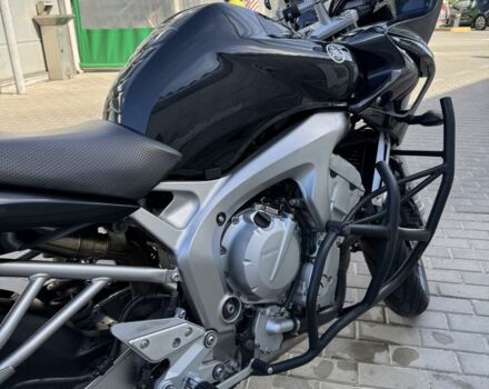 Ямаха FZS 600 Fazer, объемом двигателя 0.6 л и пробегом 0 тыс. км за 4800 $, фото 4 на Automoto.ua