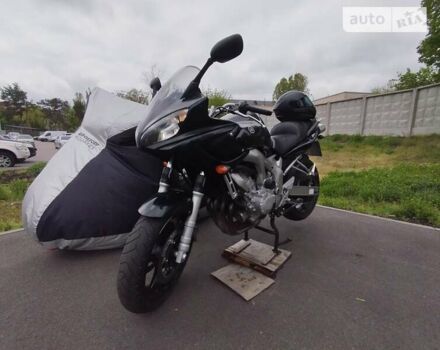 Ямаха FZS 600 Fazer, объемом двигателя 0 л и пробегом 60 тыс. км за 4200 $, фото 4 на Automoto.ua