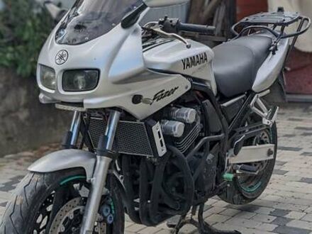 Ямаха FZS 600 Fazer 1999 у Хотине на Automoto.ua Ямаха FZS 600 Fazer, об'ємом двигуна 0.6 л та пробігом 77 тис. км за 2999 $, фото 1 на Automoto.ua