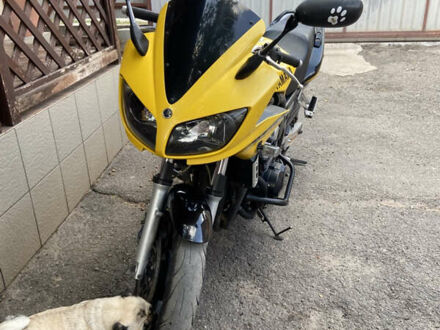 Ямаха FZS 600 Fazer, объемом двигателя 0.6 л и пробегом 46 тыс. км за 4100 $, фото 1 на Automoto.ua