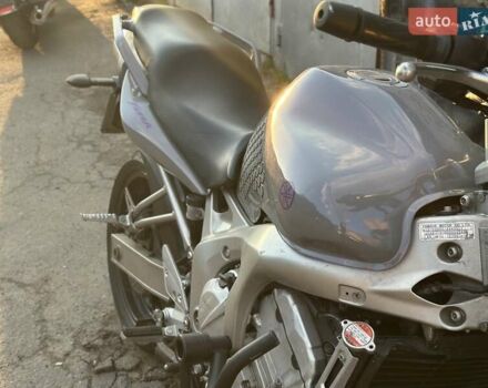 Сірий Ямаха FZS 600 Fazer, об'ємом двигуна 0.6 л та пробігом 50 тис. км за 5300 $, фото 2 на Automoto.ua