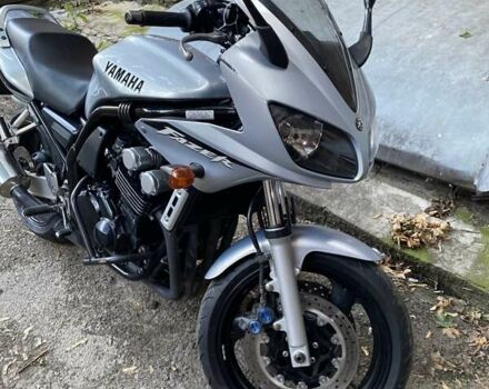 Сірий Ямаха FZS 600 Fazer, об'ємом двигуна 0.6 л та пробігом 56 тис. км за 5800 $, фото 16 на Automoto.ua