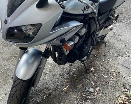 Сірий Ямаха FZS 600 Fazer, об'ємом двигуна 0.6 л та пробігом 56 тис. км за 5800 $, фото 18 на Automoto.ua