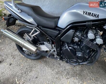Сірий Ямаха FZS 600 Fazer, об'ємом двигуна 0.6 л та пробігом 56 тис. км за 5800 $, фото 2 на Automoto.ua
