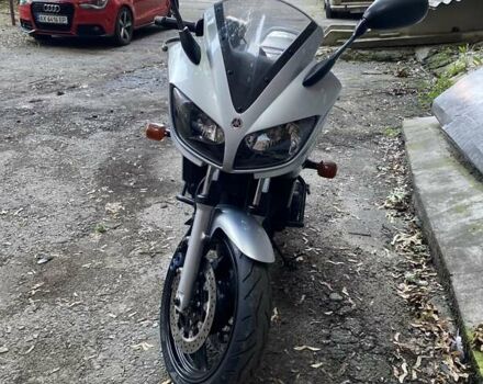 Сірий Ямаха FZS 600 Fazer, об'ємом двигуна 0.6 л та пробігом 56 тис. км за 5800 $, фото 17 на Automoto.ua