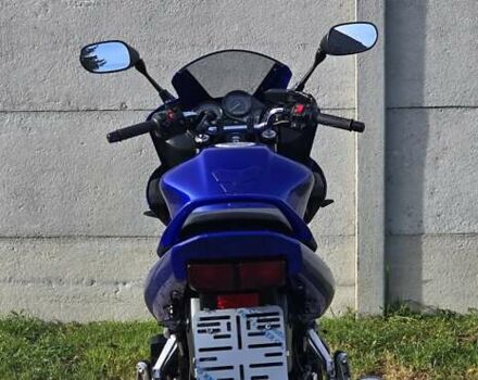 Синий Ямаха FZS 600 Fazer, объемом двигателя 0.6 л и пробегом 40 тыс. км за 4100 $, фото 4 на Automoto.ua