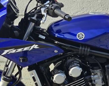 Синий Ямаха FZS 600 Fazer, объемом двигателя 0.6 л и пробегом 40 тыс. км за 4100 $, фото 23 на Automoto.ua