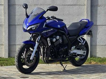 Синий Ямаха FZS 600 Fazer, объемом двигателя 0.6 л и пробегом 40 тыс. км за 4100 $, фото 1 на Automoto.ua