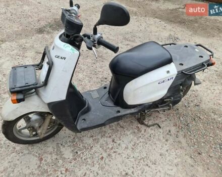 Белый Ямаха Gear 4T, объемом двигателя 0.05 л и пробегом 44 тыс. км за 750 $, фото 2 на Automoto.ua