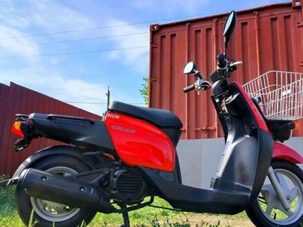 Ямаха Gear 4T 2011 у Первомайске на Automoto.ua Червоний Ямаха Gear 4T, об'ємом двигуна 0.05 л та пробігом 10 тис. км за 850 $, фото 1 на Automoto.ua