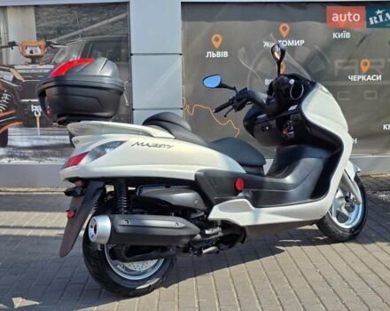 Белый Ямаха Grand Majesty 250 SG15J, объемом двигателя 0 л и пробегом 23 тыс. км за 1999 $, фото 5 на Automoto.ua