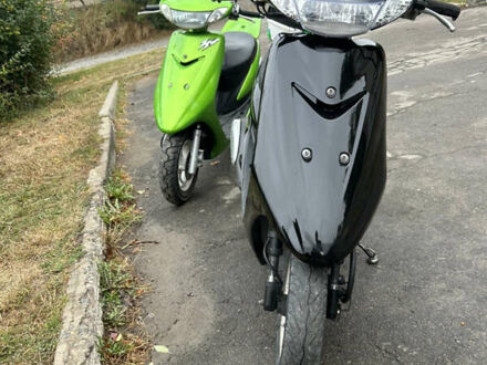 Ямаха Jog SA16 2011 у Тульчине на Automoto.ua Чорний Ямаха Jog SA16, об'ємом двигуна 0.7 л та пробігом 19 тис. км за 900 $, фото 1 на Automoto.ua