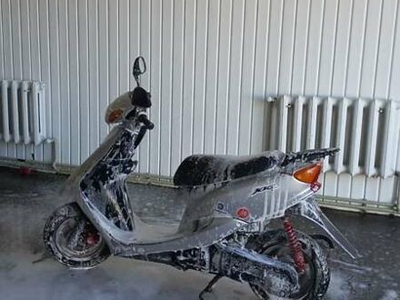 Ямаха Jog SA16 2009 в Бобринце на Automoto.ua Серый Ямаха Jog SA16, объемом двигателя 0 л и пробегом 33 тыс. км за 372 $, фото 1 на Automoto.ua