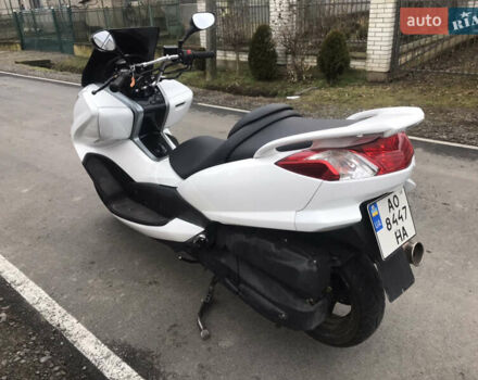 Білий Ямаха Majesty 250, об'ємом двигуна 0.25 л та пробігом 37 тис. км за 2800 $, фото 6 на Automoto.ua