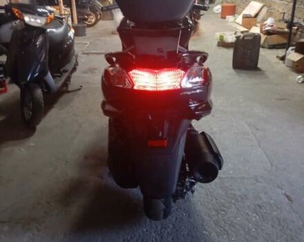 Черный Ямаха Majesty 250, объемом двигателя 0.25 л и пробегом 24 тыс. км за 3200 $, фото 8 на Automoto.ua