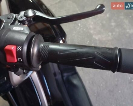 Черный Ямаха Majesty 250, объемом двигателя 0.25 л и пробегом 24 тыс. км за 3200 $, фото 6 на Automoto.ua