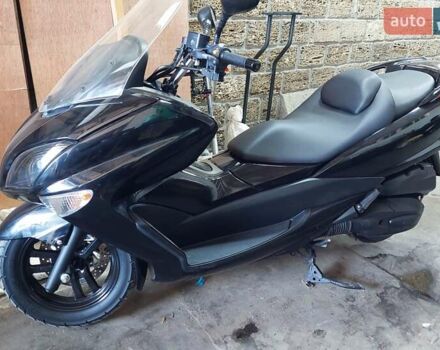 Черный Ямаха Majesty 250, объемом двигателя 0.25 л и пробегом 24 тыс. км за 3200 $, фото 7 на Automoto.ua