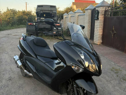 Ямаха Majesty 250 2007 в Виннице на Automoto.ua Черный Ямаха Majesty 250, объемом двигателя 0.25 л и пробегом 35 тыс. км за 2350 $, фото 1 на Automoto.ua