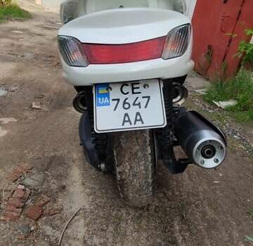 Ямаха Majesty 250, объемом двигателя 0.25 л и пробегом 52 тыс. км за 1800 $, фото 5 на Automoto.ua