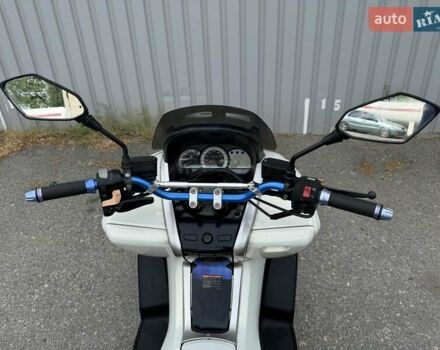 Ямаха Majesty 250, объемом двигателя 0 л и пробегом 32 тыс. км за 2500 $, фото 8 на Automoto.ua