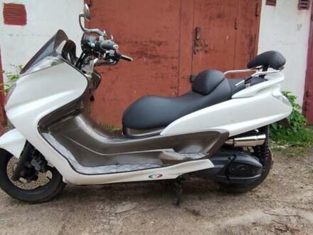 Ямаха Majesty 250 2005 у Хмельницькому на Automoto.ua Ямаха Majesty 250, об'ємом двигуна 0.25 л та пробігом 52 тис. км за 1800 $, фото 1 на Automoto.ua