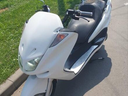 Ямаха Majesty 250 2005 в Хусте на Automoto.ua Ямаха Majesty 250, объемом двигателя 0 л и пробегом 49 тыс. км за 1582 $, фото 1 на Automoto.ua