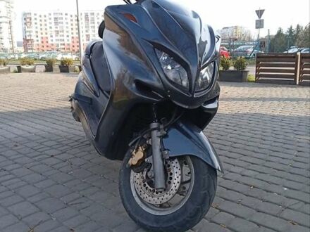Ямаха Majesty 250 2003 у Львові на Automoto.ua Сірий Ямаха Majesty 250, об'ємом двигуна 0.25 л та пробігом 125 тис. км за 1500 $, фото 1 на Automoto.ua