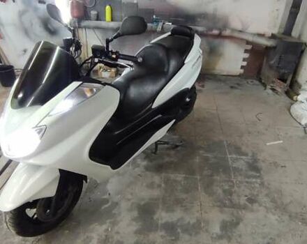 Білий Ямаха Majesty 400, об'ємом двигуна 0 л та пробігом 35 тис. км за 3100 $, фото 1 на Automoto.ua