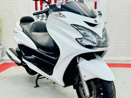 Ямаха Majesty 400 2011 у Одесі на Automoto.ua Білий Ямаха Majesty 400, об'ємом двигуна 0.4 л та пробігом 22 тис. км за 3900 $, фото 1 на Automoto.ua